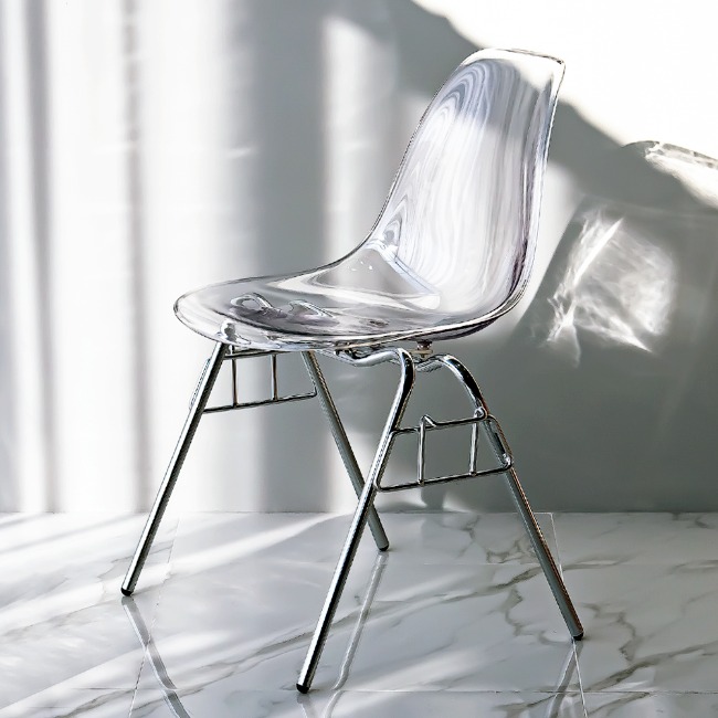 DSS 미드센추리 투명 플라스틱 카페 의자